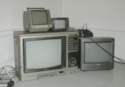 ENTERTAINMENT SYSTEM ENTERTAINMENT SYSTEM