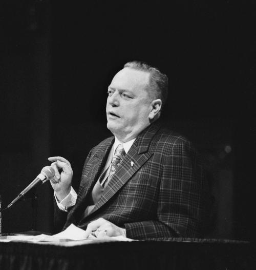 LARRY FLYNT addresses a crowd in Sanders Theatre last night on his experiences with the First Amendment and his worries about the erosion of American civil liberties.