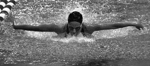 Whitney Henderson competes in the 400 yard IM.