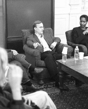 Maclean’s journalist JOHN GEDDES addresses questions about international careers as part of a Weatherhead Center panel last night. 