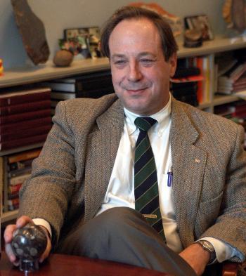 Dean of the College HARRY R. LEWIS ’68 sits in his office. Lewis has been forced from his position and will be stepping down in June. His removal will also mark the restructuring of the College’s administration.