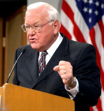 Former Illinois Gov. GEORGE RYAN attacked the death penalty last night at the Institute of Politics' ARCO Forum. The visit was part of a cross-country speaking tour. 