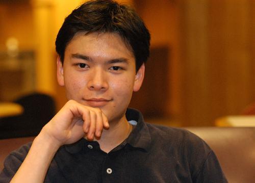 Stefan P. Jackiw '07 balances performing with the rigors of a Harvard education.