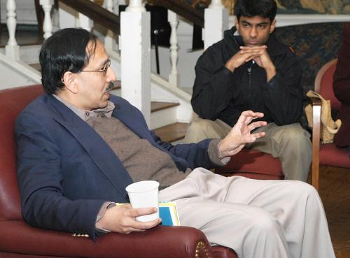 Gardiner Professor of Oceanic History and Affairs Sugata Bose moderates a discussion on  Kashmir presented by the South Asian Political Network in America on Sunday in the Lowell Junior Common Room.
