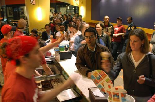 Occasional showers yesterday did not deter students from flocking to the Ben & Jerry’s in the Garage for its annual Free Cone Day.