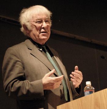 Cover image for Heaney’s Poetry Makes Past Present