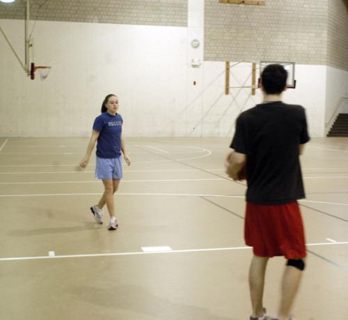 Julia M. Kidder ’07 and Charles G. Kulwin ’06 practice basketball at the Quadrangle Recreational and Athletic Center, which will close tomorrow.