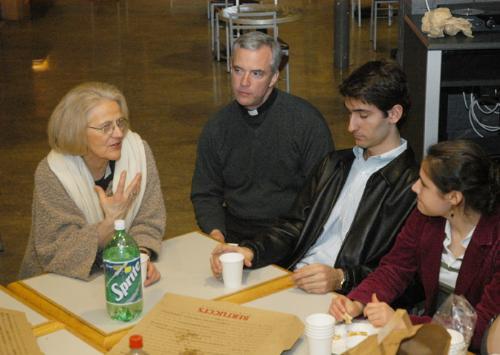 Harvard University Chaplain Dorothy A. Austin, CSA Chaplain Father Bill Murphy, Jonathan V. Brewer ‘07, and Rachel Nearnberg ‘07 gather for dinner in Loker Commons after Belief in Action, a day devoted to service projects. Cambridge.