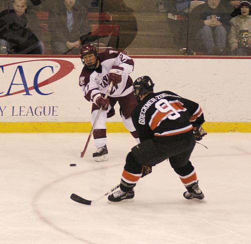 Junior winger Kevin Du, shown here in earlier action, deflected a shot by Dylan Reese for the Crimson’s only goal of the night against Colgate. 