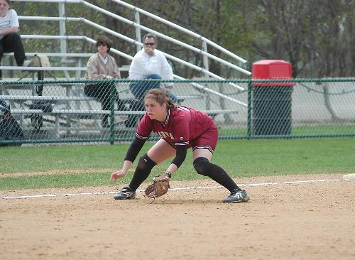 Senior Rachel Murray manned the hot corner with ease on Friday and also went wild at the plate, going 3-for-5 with four RBIs.