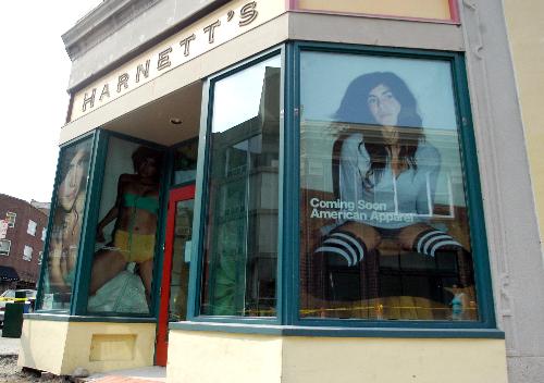 American Apparel will soon open a store on Brattle Street in the location formerly occupied by Harnett’s.