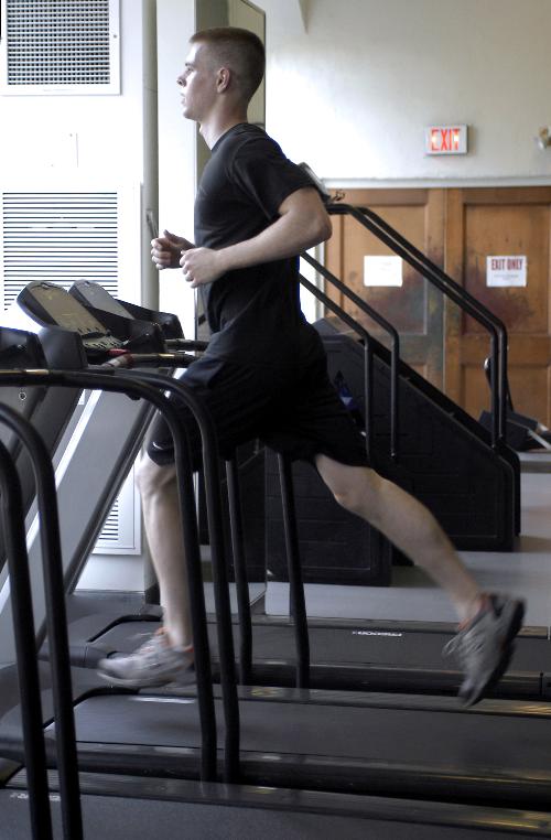 Benjamin J. Conlee ’07 breaks a sweat at the Malkin Athletic Center yesterday afternoon. The facility will undergo seven months of renovation.