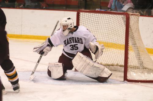 Sophomore goalie Brittany Martin gave up a second-period goal at 10:19 but buckled down in the late minutes on Friday. Nine of the Torrance, Calif. native’s 19 saves came in the third period. 