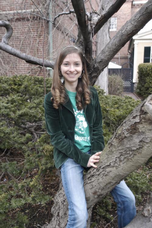 Meredith M. Lanoue '06-'07 and friend (tree).