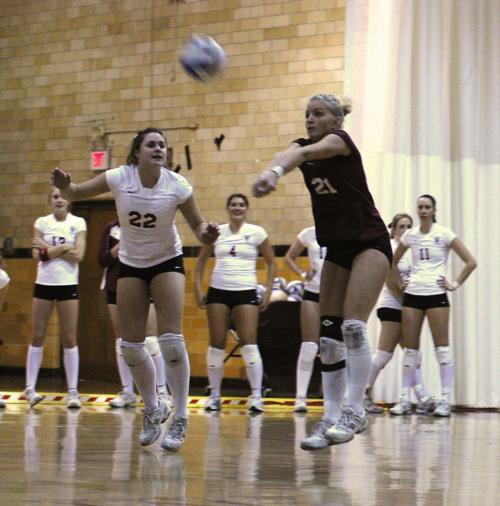The women’s volleyball team went through a two-day gauntlet of tough non-conference opponents at the American Volleyball Tournament in Washington, D.C. this weekend. After a tourney-opening loss to Army, Harvard knocked off Lafayette in its late game on F