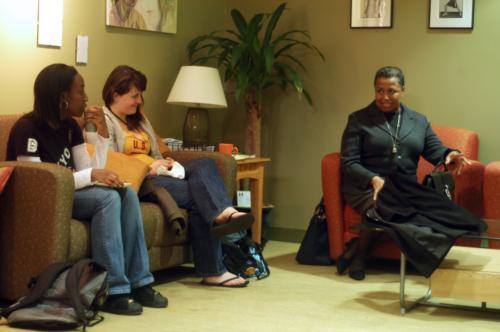 U.S. Ambassador to New Zealand, former U.S. Senator, and current IOP Visiting Fellow Carol Moseley Braun spoke with students at the Harvard College Women’s Center yesterday afternoon.