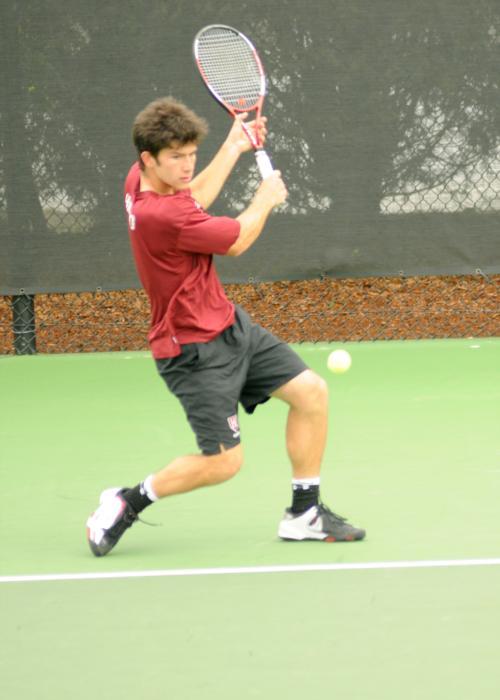 Junior Sasha Ermakov rolled up four wins over the weekend. He took two singles matches and paired with senior Ashwin Kumar to win the duo’s 11th straight match. The pair is ranked No. 37 in the nation.