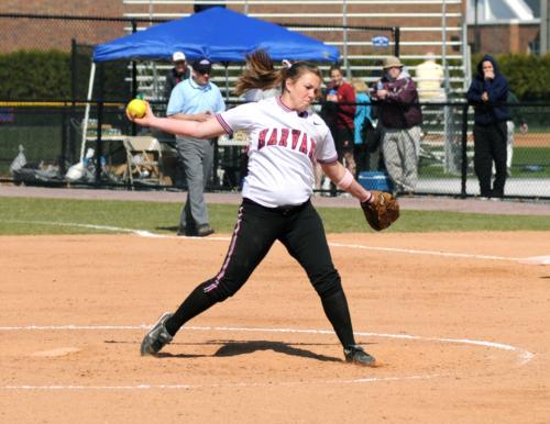 Sophomore Dana Roberts and senior Amanda Watkins combined for a three-hit shutout win in game two against Brown yesterday. The win clinched the team’s second consecutive Ivy League North Divison title and came on the heels of the Crimson’s 7-6 loss to the
