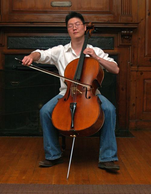 Portrait of Bong Ihn Koh '08, one of this years Office for the Arts medal winners.