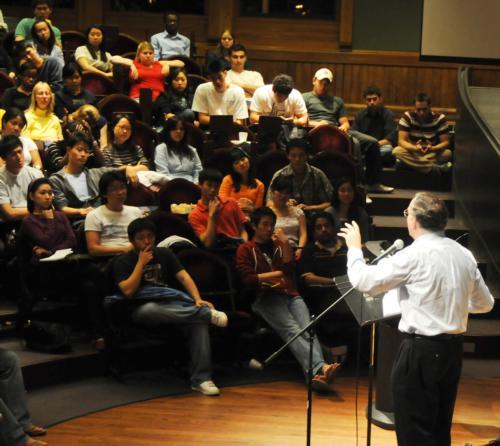 Gordon Hugenberger ’74, senior pastor of Park Street Church, addresses the topic of Jesus’s views on politics at a Friday event in Sever Hall.