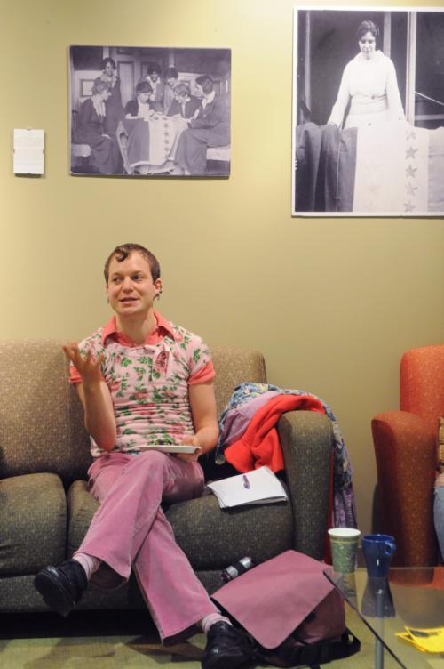 Mattilda Bernstein Sycamore conducts a workshop for writers and activists at the Harvard Women’s Center on Friday.