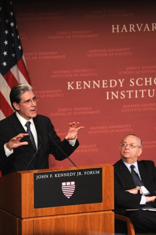 Julio Frenk, the dean designate of the Harvard School of Public Health, speaks about the priorities for Global Health for the next Congress while his soon-to-be predecessor, Barry R. Bloom, looks on.