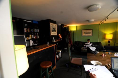 Quincy’s balcony suite is famous for its built-in bar, outdoor terrace, and breathtaking views.