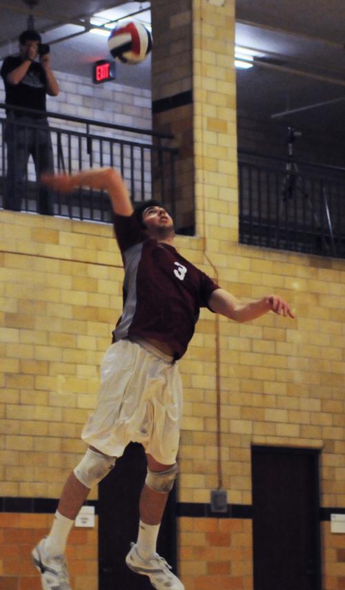 Junior co-captain Gil Weintraub and the men’s volleyball team take on Rutgers-Newark tonight with a chance to claim a division title for the first time since 2005. The Crimson sits at 6-1 in the Hay and a win over the Scarlet Raiders would give Harvard th