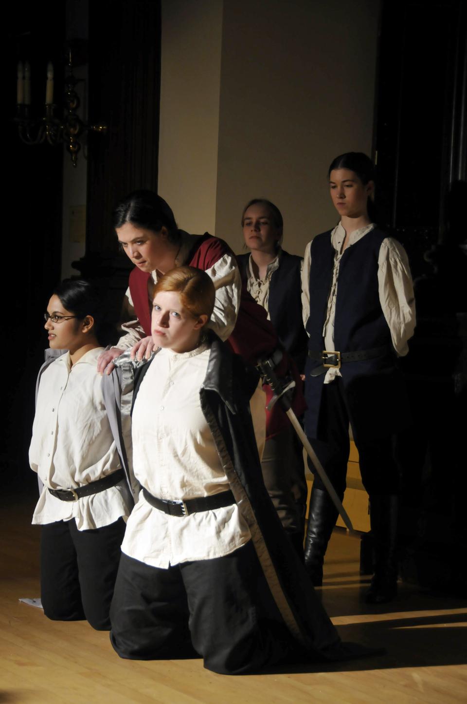 Hyperion Shakespeare Company’s “Richard II” attempts to interpret Shakespeare’s play anew by using an all-female cast, with limited success.
