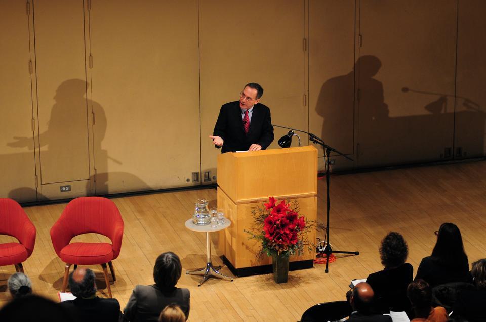Jonathan Lear, professor at the University of Chicago, speaks about how “becoming human is not that easy” yesterday in Lowell Lecture Hall as part of this year’s Tanner Lecture series. The event attracted a wide range of audience members, including University President Drew G. Faust.