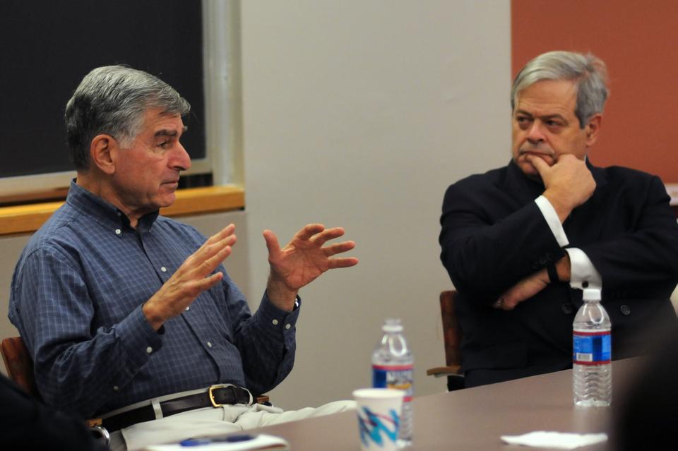 Former Massachusetts governor Michael Dukakis stresses the importance of maintaining good press relations during a forum held at the Kennedy School. 