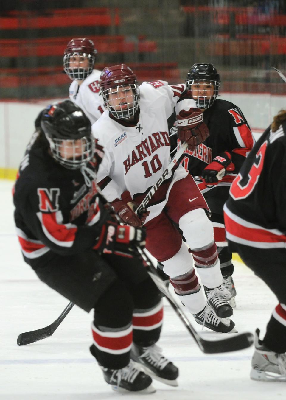 Women's ice hockey beat Northeastern in the Beanpot final last night to take the title.