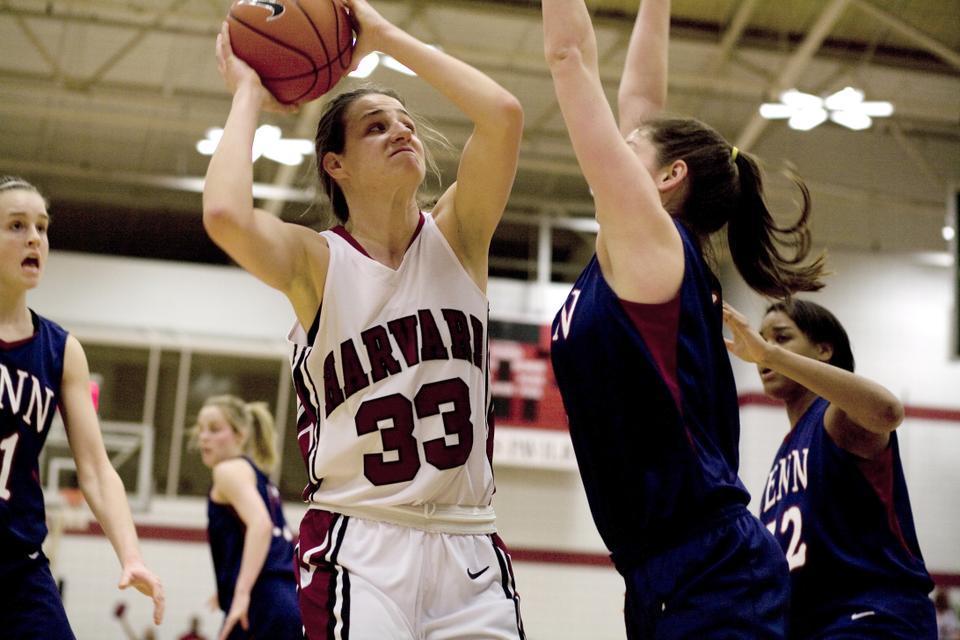 Junior forward Emma Markley got into foul trouble early but still managed to contribute 15 points and seven rebounds in 21 minutes during Harvard’s win over Brown. The win marked the start of an unbeaten weekend.