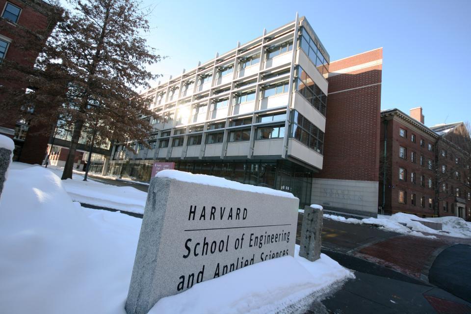 Future Engineering students will now have the chance to concentrate in Biomedical Engineering.