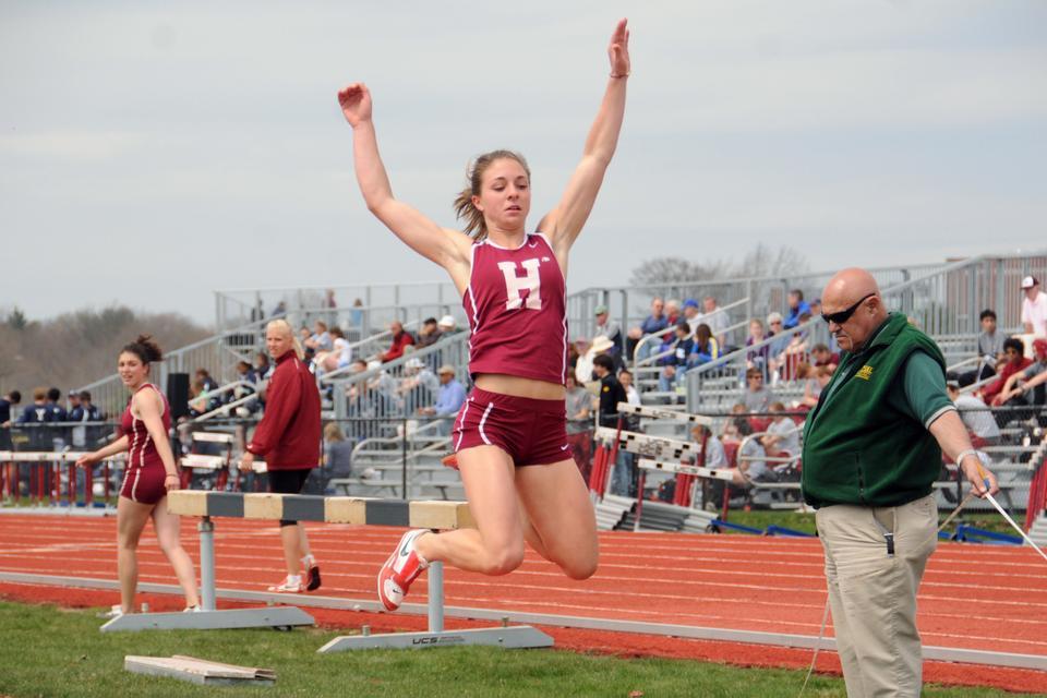 In deciding which sport to commit to, sophomore Christine Reed ultimately stopped competing in world championships for jump roping in order to pursue a collegiate career in the pentathlon. 
