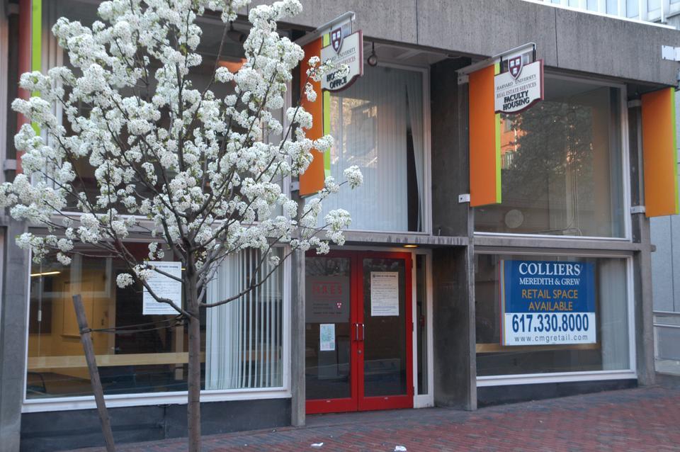 7 Holyoke Street, recently vacated by Harvard University Real Estate Services, may soon be home to a new quick-serve restaurant.