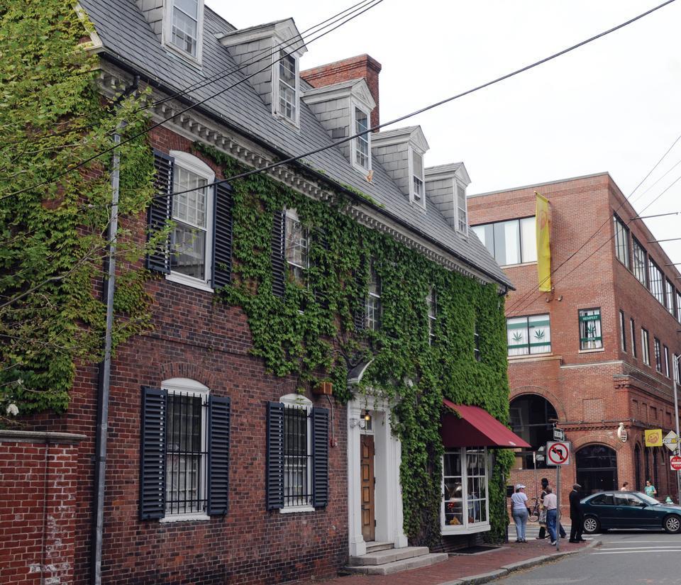 No decision has been made on 45 Dunster St., which is currently owned by the Fly Club and leased to the Bee. The Chabad House at Harvard, the Hasty Pudding Club, and the Bee Club have all made bids for the building.