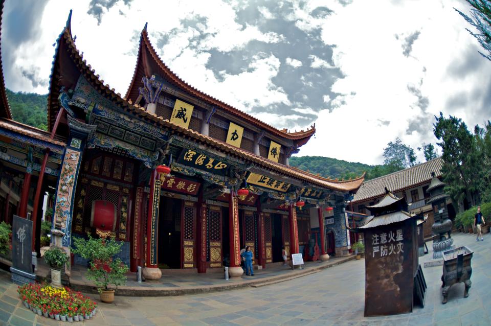 The mountains surrounding Kunming are home to many Buddhist and Daoist temples. This architecturally stunning Buddhist temple called Hua Ting is home to spectacular art and sculpture. Unfortunately, photography inside these buildings is prohibited.