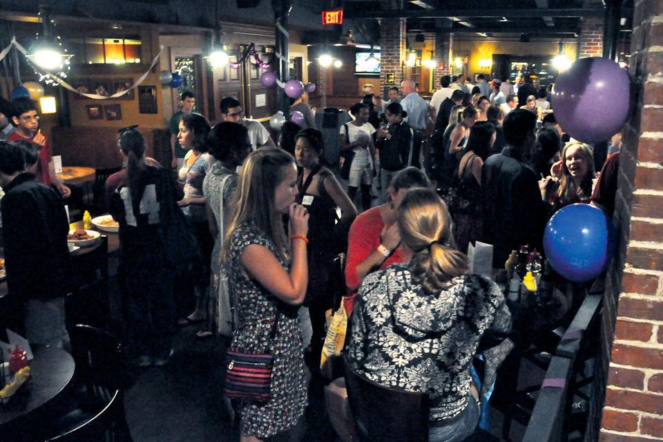 The Harvard College Undergraduate Research Association hosts an introductory event for freshmen at the Queens Head Pub on Saturday night, providing information about the organization as well as live entertainment, trivia, and snacks.