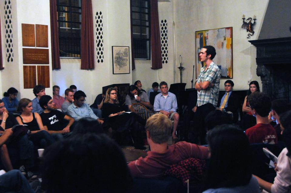 Students debate immigration policies and issues in the Adams Lower Common Room yesterday. Some students shared personal narratives about their experience and how their opinions have been influenced.