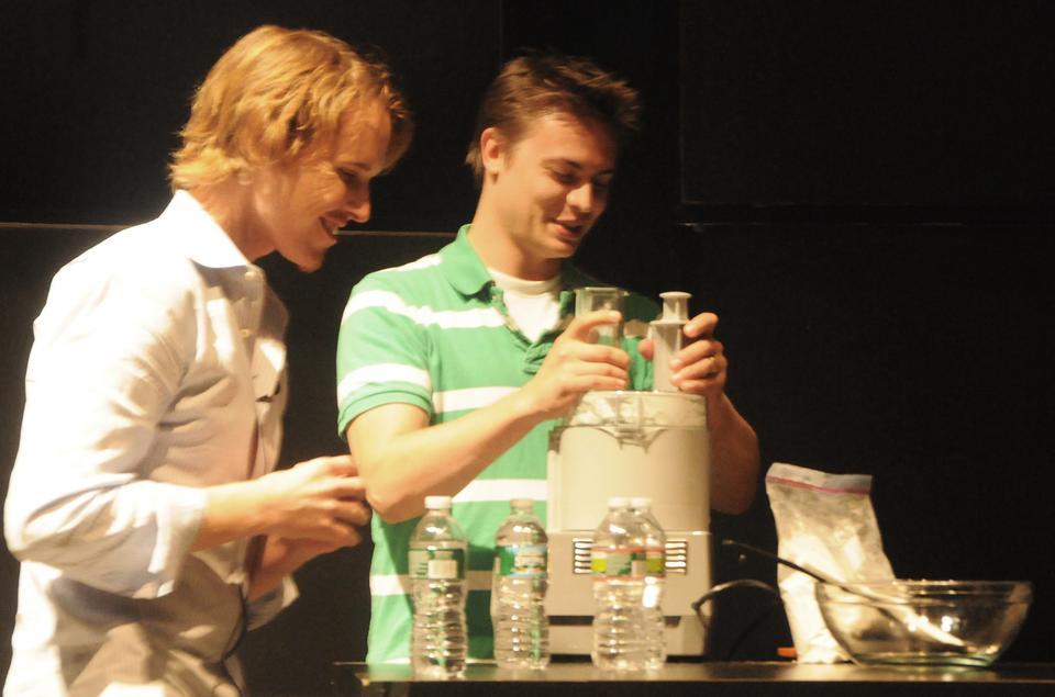 Chef Grant Achatz of Alinea restaurant (left) uses dehydrated caramel to demonstrate the importance of texture in the dining experience.