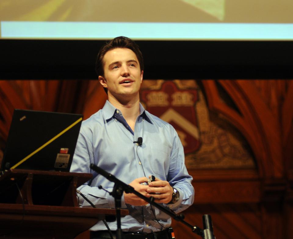 At Bridging the Gap, Hugo van Vuuren, the founder of Lebone, discusses the importance of developing simple, effective solutions to energy needs in developing countries. The event took place last Saturday in Sander's Theater.