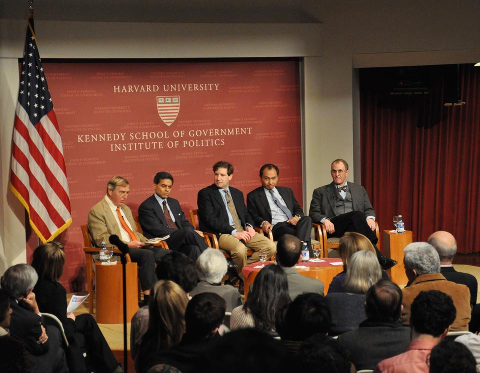 The Institute of Politics hosted a conversation with Eliot Cohen, Francis Fukuyama, Gideon Rose, and Fareed Zakaria concerning the legacy of Samuel Huntington. 