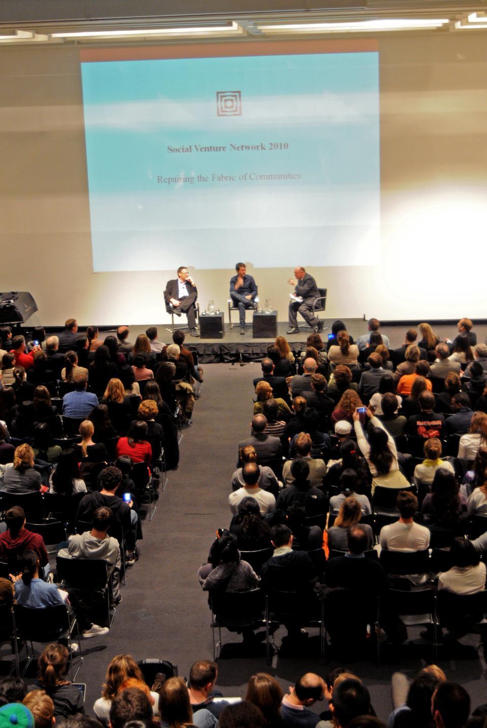 Jonathan Rose and Edward Norton speak at the Graduate School of Design last night.