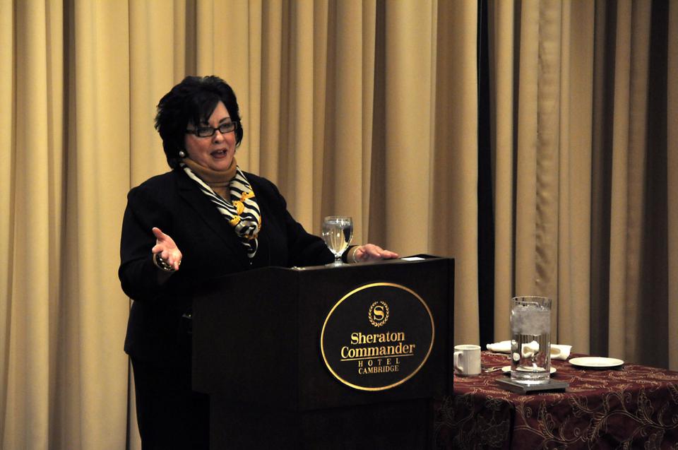 Deborah Thomas-Nininger, hosted by OCS, speaks to students about business etiquette at the “Etiquette dinner” on Friday.