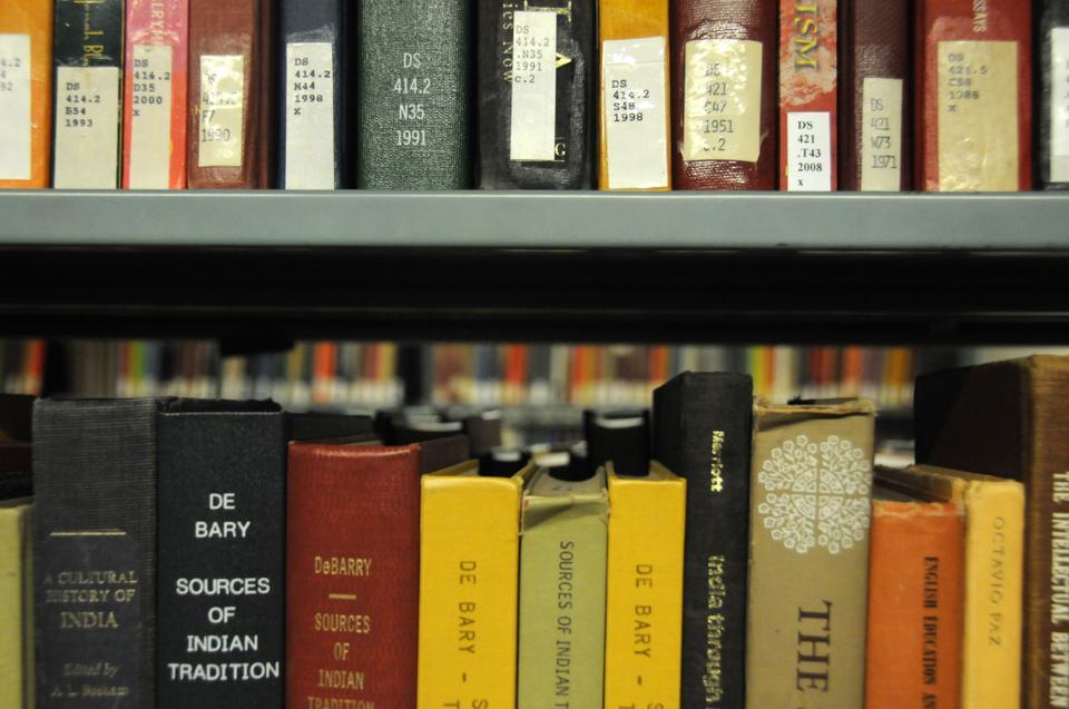 Harvard will begin sharing its books with other members of the Ivy League and MIT through the interlibrary sharing system Borrow Direct.