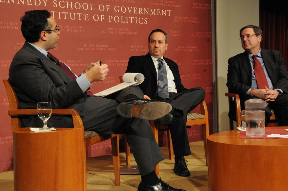 The Institute of Politics held a forum titled “Egypt - The Power of People” tonight at the Harvard Kennedy School of Government with David Sanger (right) and Micah Sifry (center).