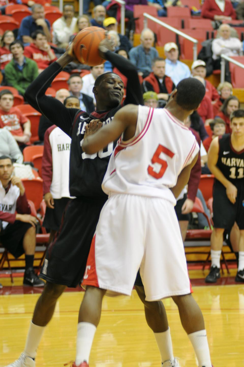 Pictured here working against Cornell counterpart Errick Peck, sophomore forward Kyle Casey picked up 11 points and seven rebounds against the Big Red Friday night, helping his squad to a 73-60 road victory.