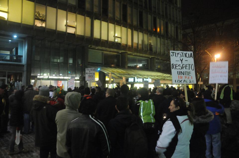 Harvard dining hall workers, Local 26 union representatives, and the Student Labor Action Movement (SLAM) came together at First Parish Church in Cambridge to rally in support of Harvard's dining hall staff.