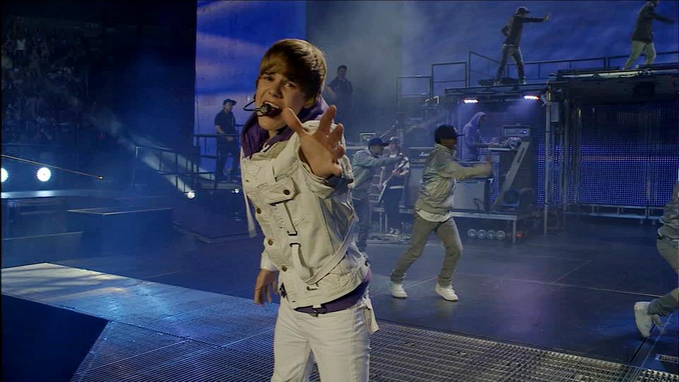 Justin Bieber woos the crowd at Madison Square Garden.